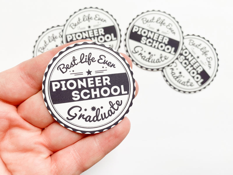 Pioneer School Graduate Best Life Ever Gift Bags Magnets